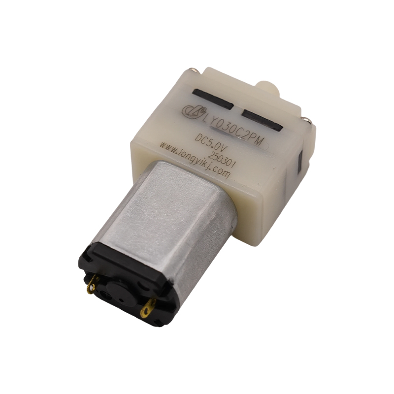 Does the vacuum pump provide stable negative pressure output, meeting the precision requirements for vacuum applications in laboratories or industrial settings?